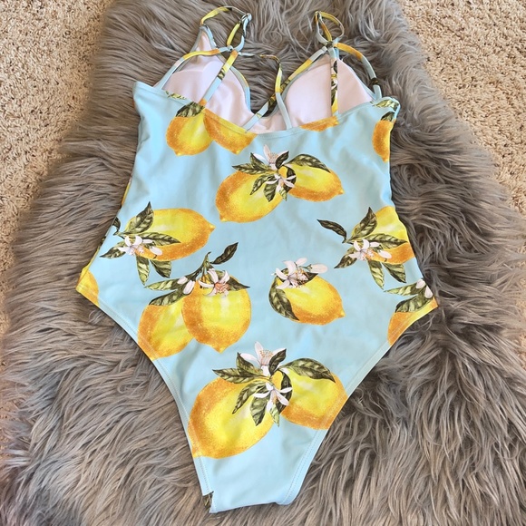 NWOT Brazilian Bikini Store High Cut Lemons One Piece Swimsuit Size Medium - Picture 5 of 6
